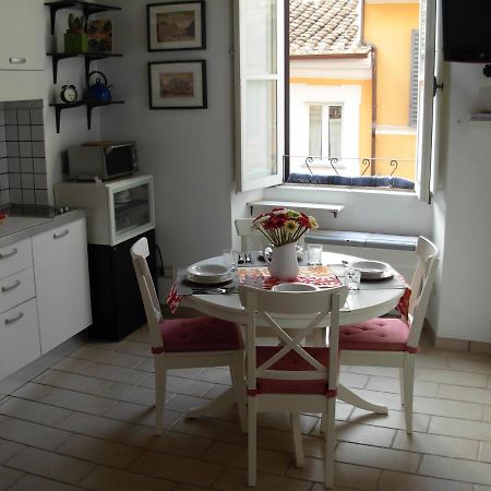 Monti'S Holiday Apartment Rome Exterior photo