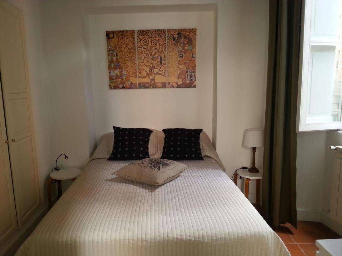 Monti'S Holiday Apartment Rome Exterior photo